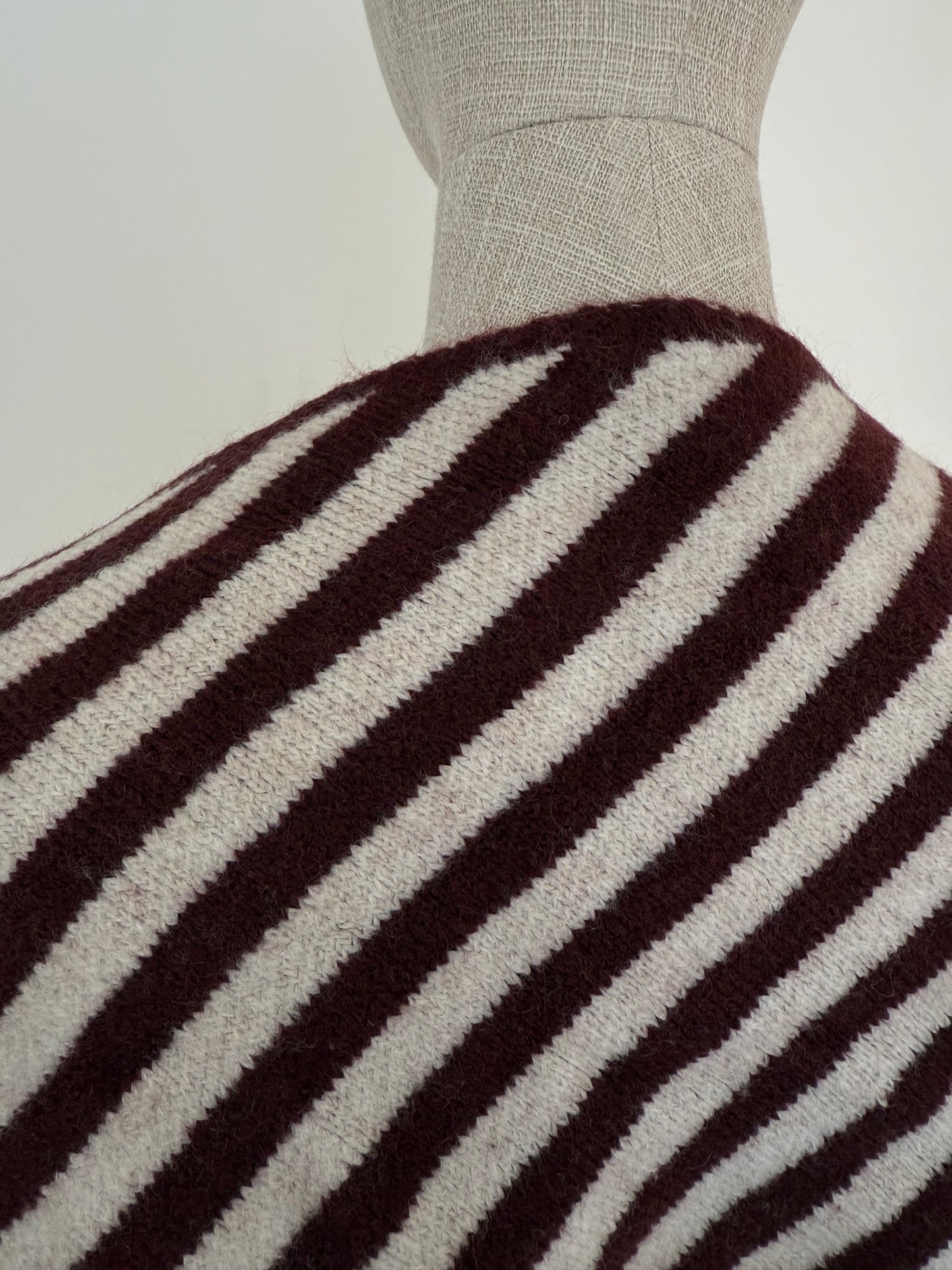 LENÇO TRIANGULAR MULTIFUNCIONAL