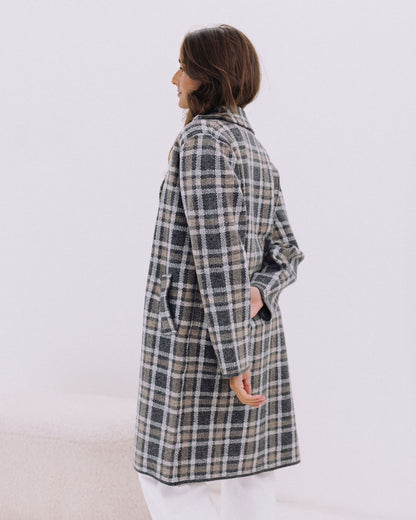 CASACO COMPRIDO QUADRADOS