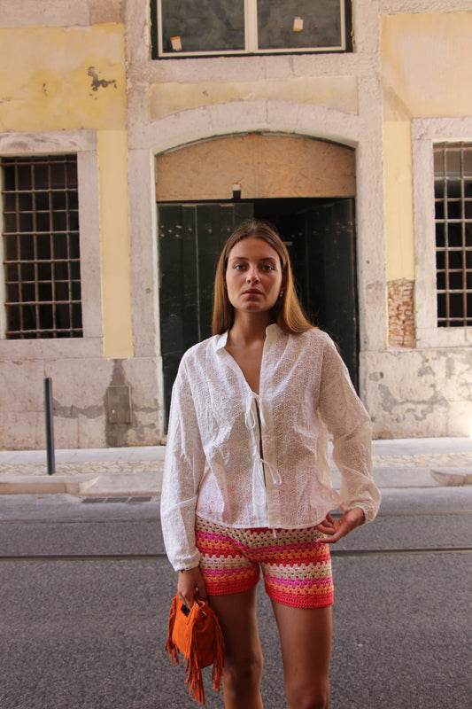 BLUSA LAÇOS