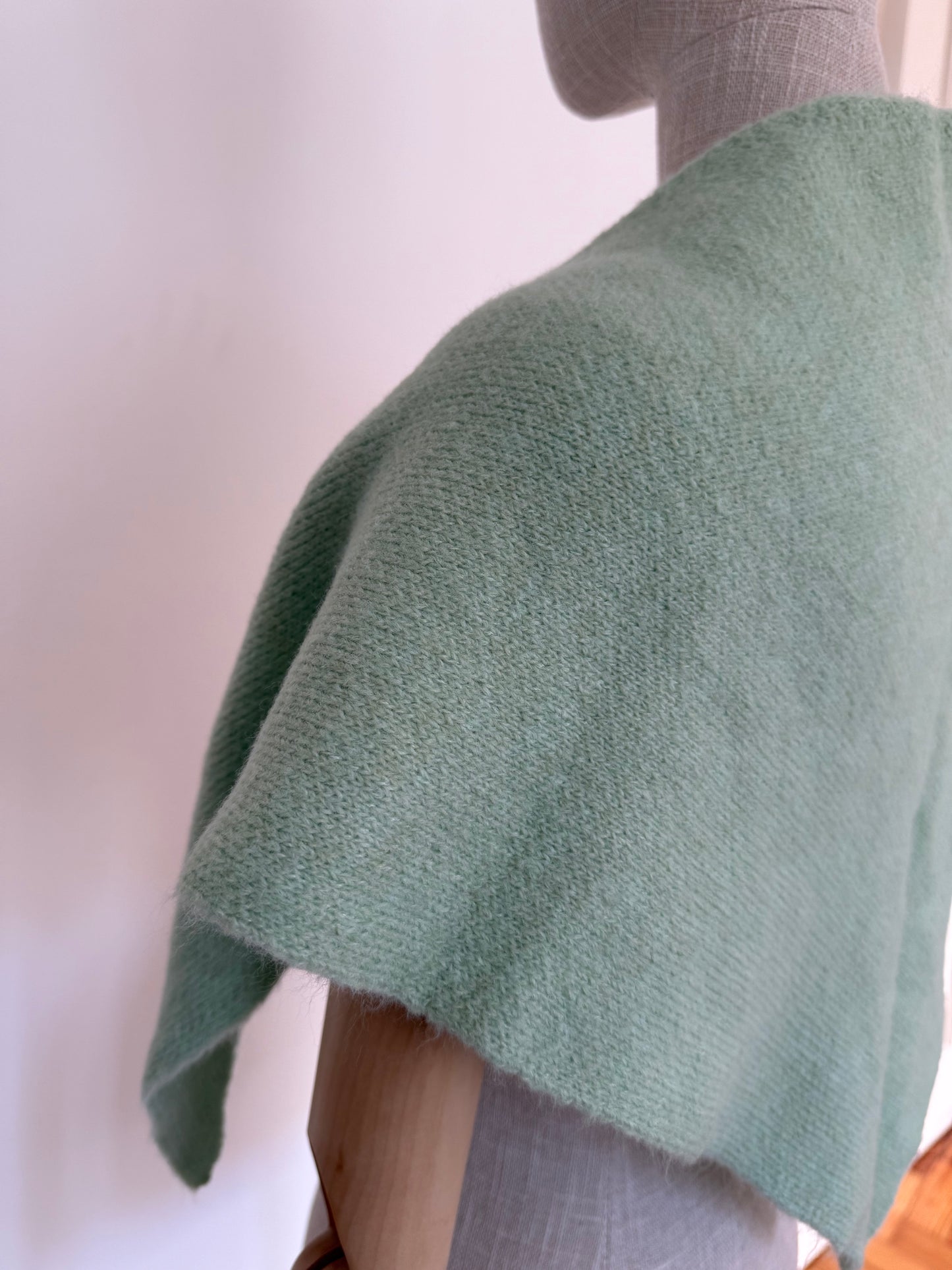 LENÇO TRIANGULAR MULTIFUNCIONAL