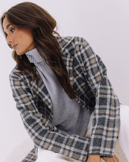 CASACO COMPRIDO QUADRADOS