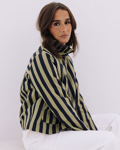 CASACO RISCAS GOLA FRU FRU